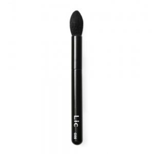 Кисть G05 для хайлайтера и коррекции средняя NEW/ Makeup Artist Brush G05 NEW